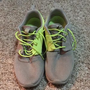 OG nike roshe run Quick strike